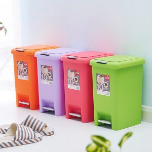 Double-Lid Pedal Trash Can